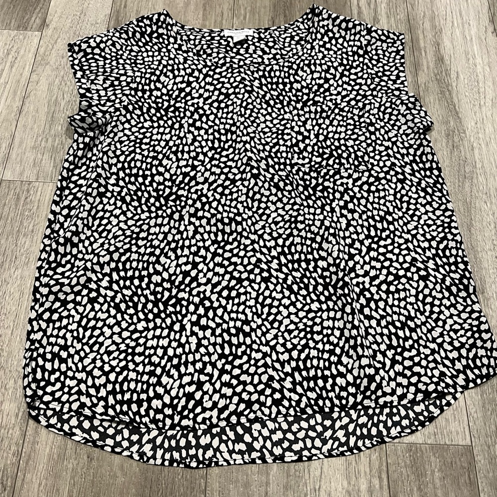 Carolina Belle Monochrome Patterned Blouse